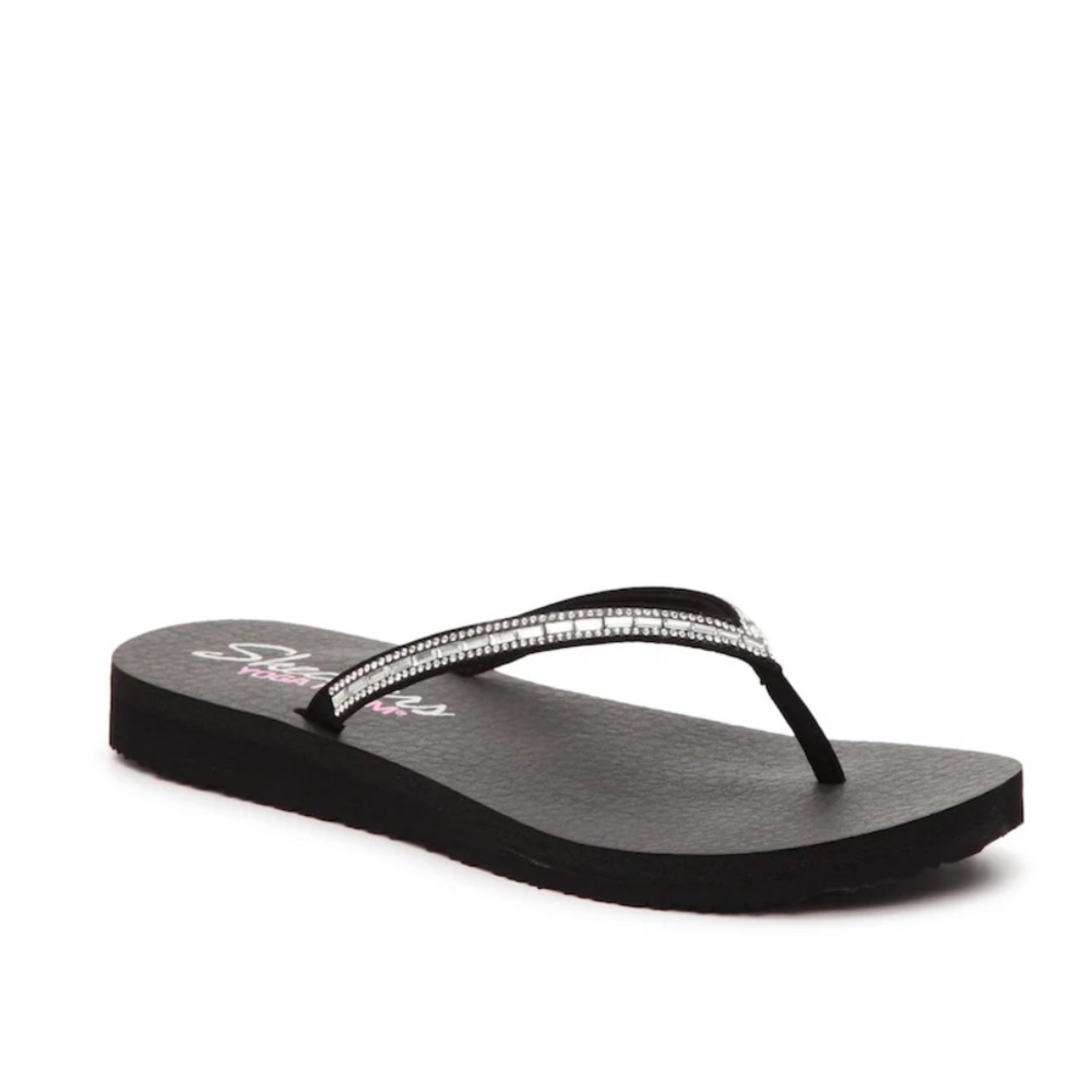 Skechers women’s meditation desert sandal black with channel rhinestone detail